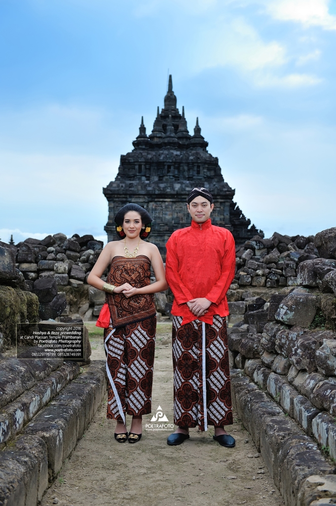 27+ Foto Prewedding Jawa Kuno Klasik Lucu Elegan di Candi ...
