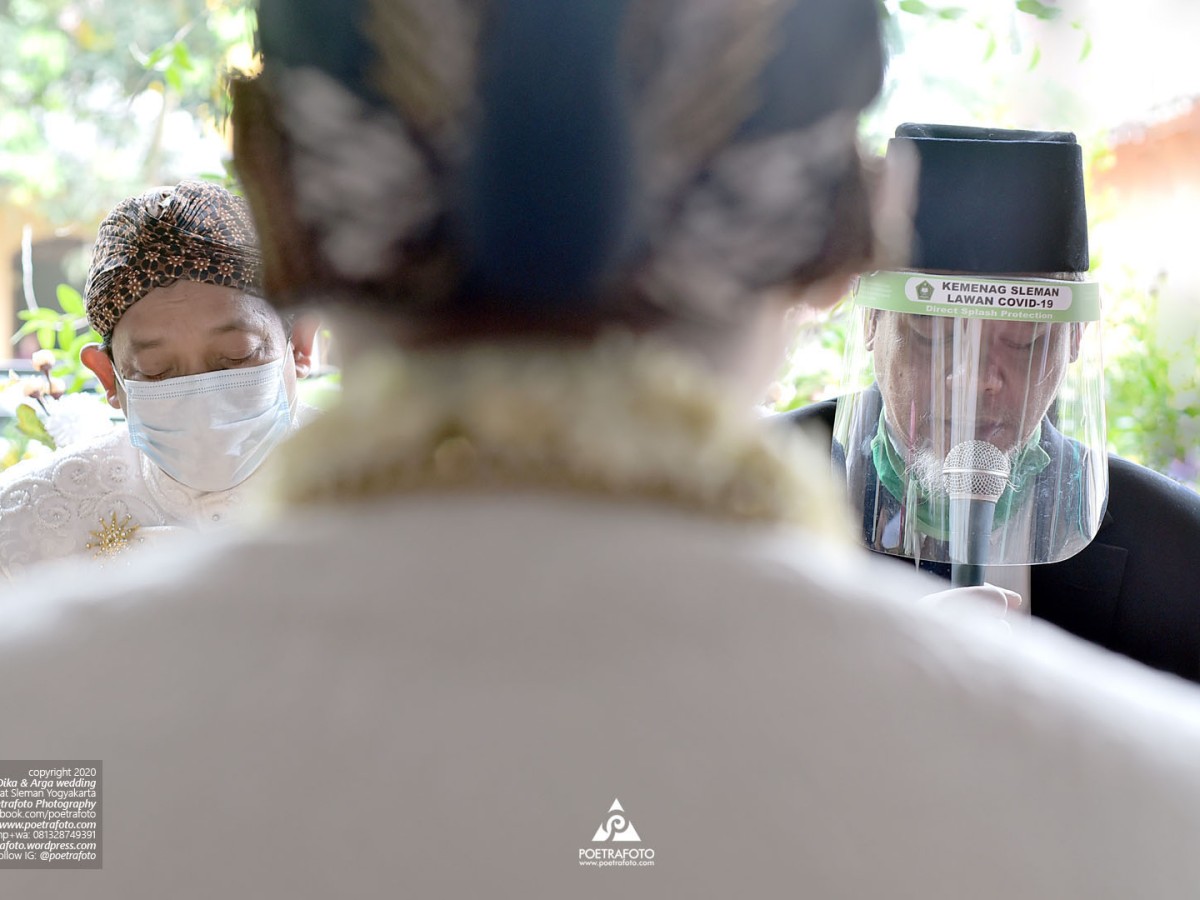 Akad Pernikahan di Saat Pandemi Pengantin Adat Jawa Berhijab Wedding Jogja Dika+Arga